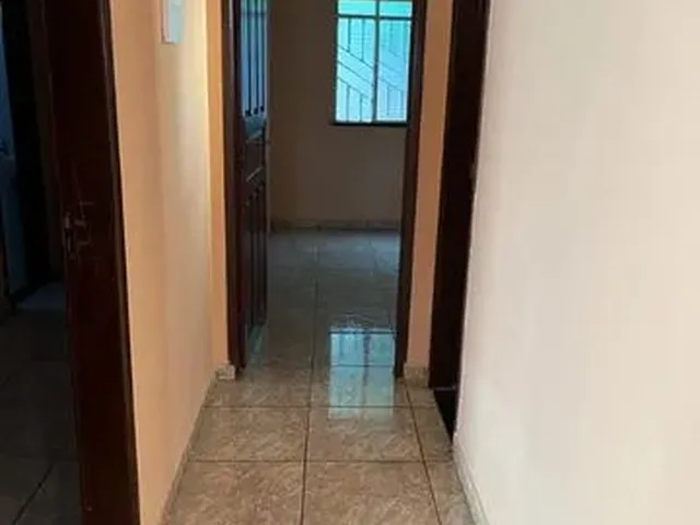 Imagem 12: Aluga-Se Casa com Piscina e 2 Suites + 1 Quarto