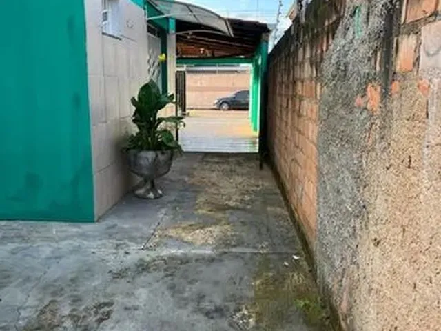 Imagem 4: Aluga-Se Casa com Piscina e 2 Suites + 1 Quarto