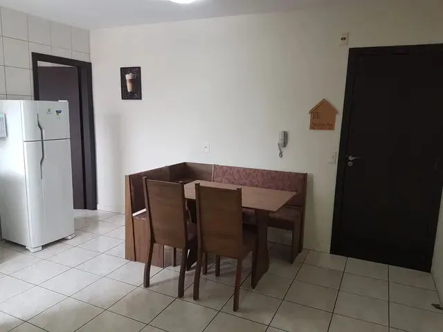 Imagem: O apartamento possui 1 Dormitório, 1 Banheiro, 1 Vaga na
