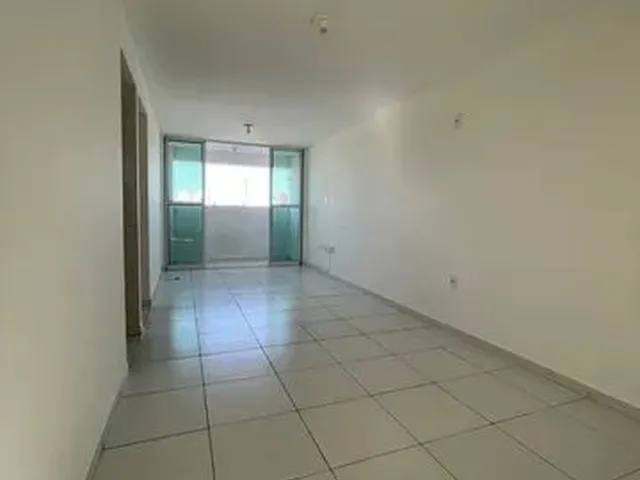Imagem: O apartamento possui 2 Dormitórios, 1 Suíte, 3 Banheiros,