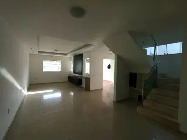 Imagem: Sobrado para Aluguel com 200 Metros Quadrados