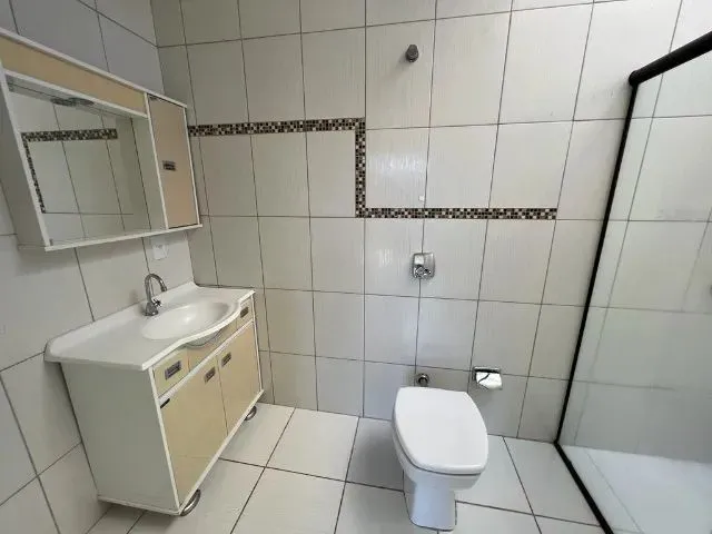 Imagem 16: Apartamento no Bairro Coqueiral para Alugar