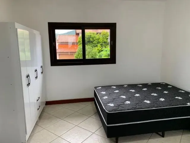 Imagem: Aluga-Se Studios no Bairro santa Mônica