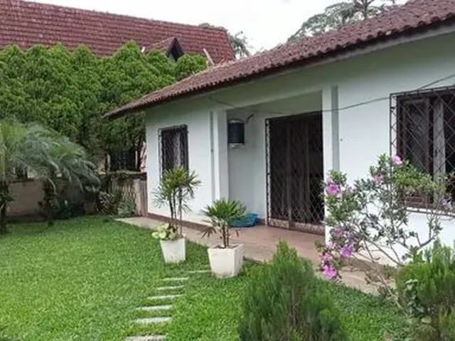 Imagem 14: Aluga-Se Casa no Centro de Pirabeiraba com 1 Suíte Mais 3 Dormitórios, Joinville, Sc