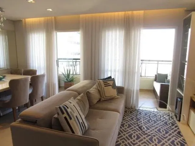 Imagem: Apartamento com Varanda Envidraçada para