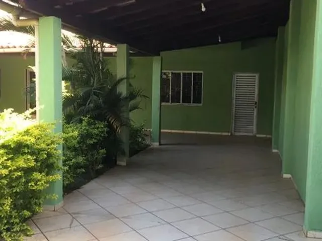 Imagem: Aluga-Se Um Sobrado com 4 Quartos, Sendo