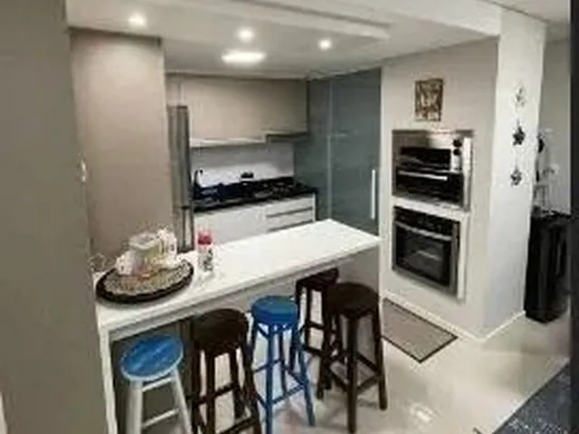 Imagem 2: Apartamento para Venda em Vila Velha, Itapuã, 3 Dormitórios, 1 Suíte, 1 Banheiro, 1