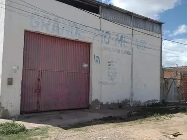 Imagem 1: Alugo Galpao em Área Comercial