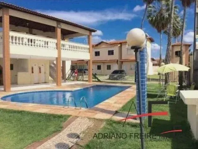 Imagem: A casa possui 2 Dormitórios, 1 Suíte, 2 Banheiros, 1 Vaga