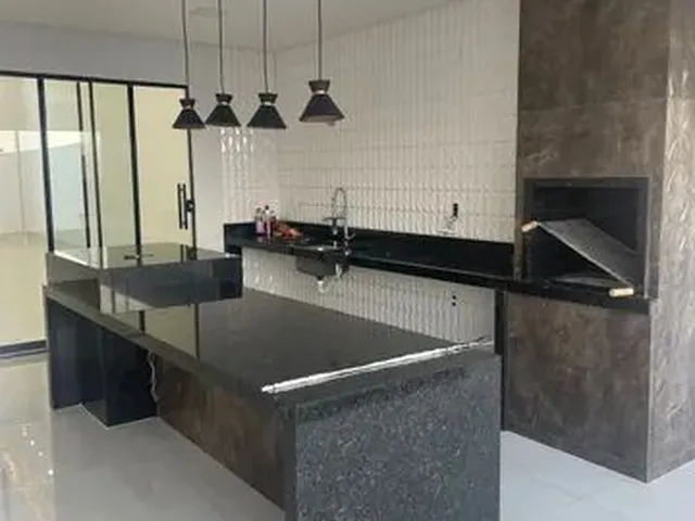 Imagem: Casa para Venda Possui 300 Metros Quadrados