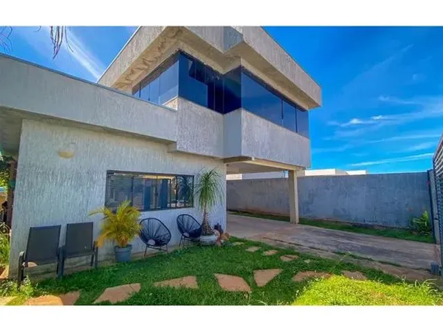 Imagem 1: Sobrado com Quatro Quartos Sendo Três Suítes