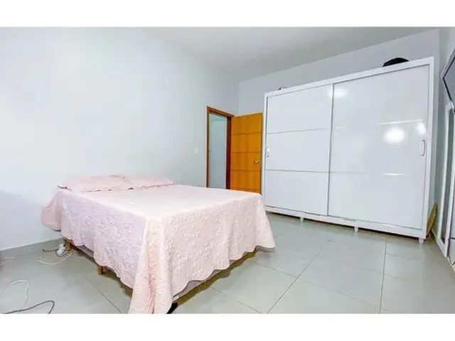 Imagem 5: Sobrado com Quatro Quartos Sendo Três Suítes