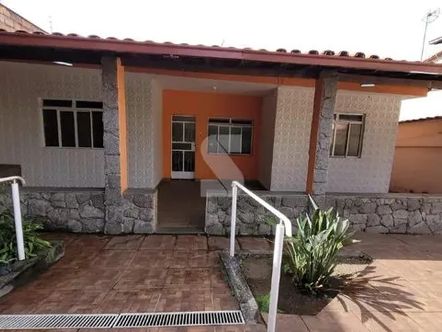 Imagem: Casa À Venda, 3 Quartos, 1 Suíte, 2 Vagas