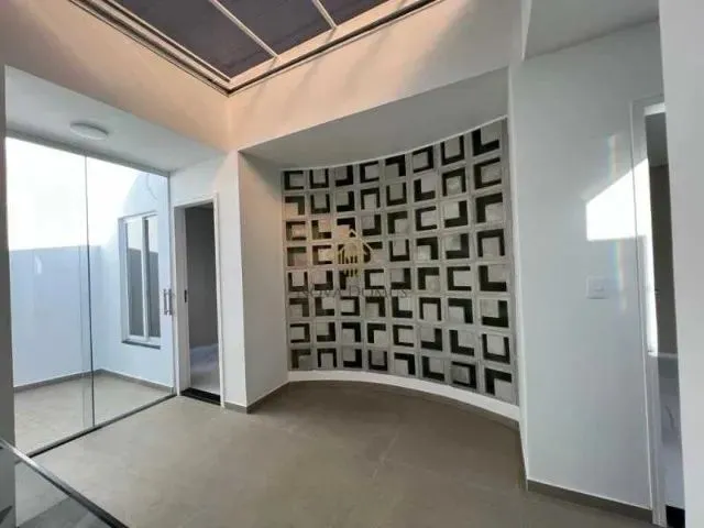 Imagem 12: Oportunidade Imperdível! Casa Alto Padrão com 4 Quartos, Sendo 3 Suítes em Vila Velha
