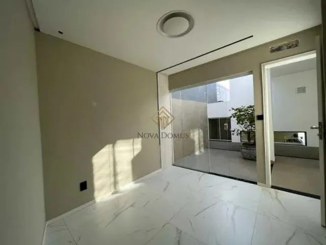 Imagem 16: Oportunidade Imperdível! Casa Alto Padrão com 4 Quartos, Sendo 3 Suítes em Vila Velha