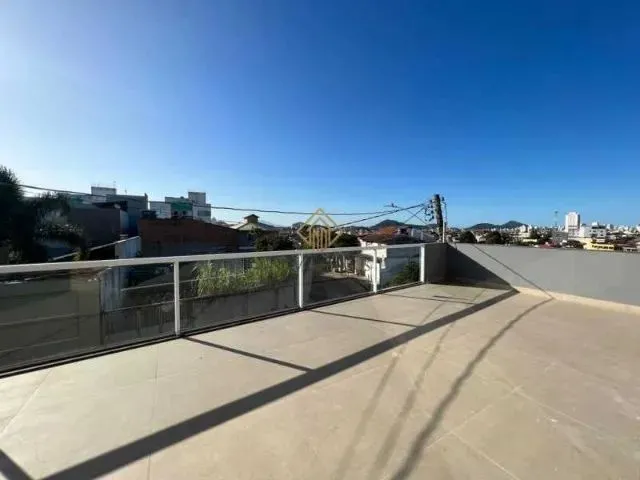 Imagem 3: Oportunidade Imperdível! Casa Alto Padrão com 4 Quartos, Sendo 3 Suítes em Vila Velha