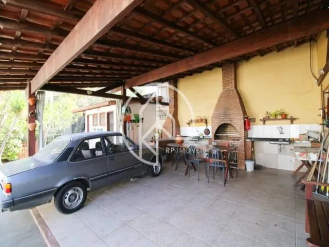 Imagem 12: Casa com 4 Suítes Quintal Amplo