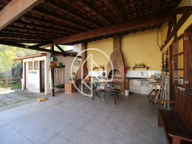 Imagem 8: Casa com 4 Suítes Quintal Amplo