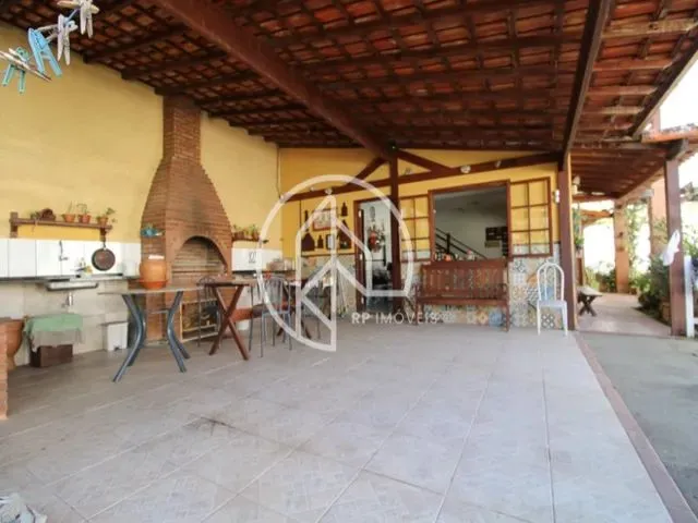Imagem 10: Casa com 4 Suítes Quintal Amplo