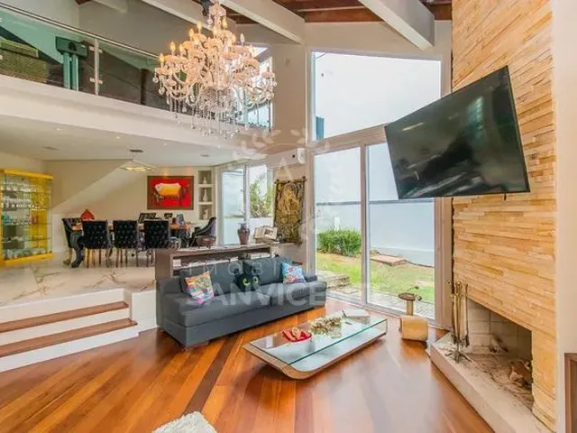Imagem: Casa de 4 Dormitórios no Chácara das Pedras
