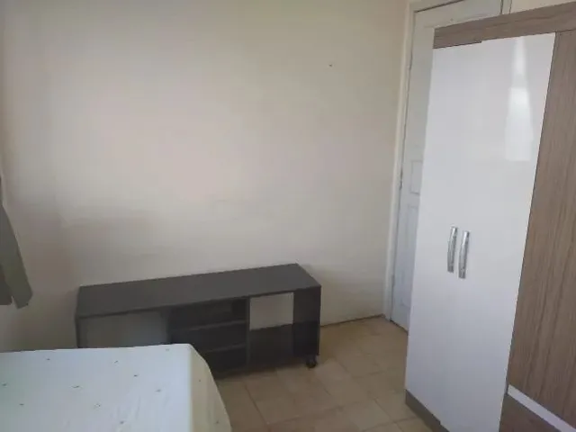 Imagem 7: Apenas Um Quarto Mobiliado. Nao e Kitnet