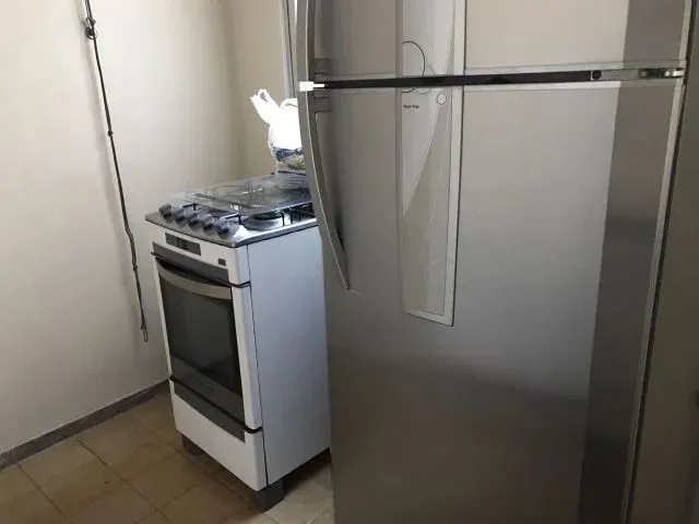 Imagem 3: Apenas Um Quarto Mobiliado. Nao e Kitnet