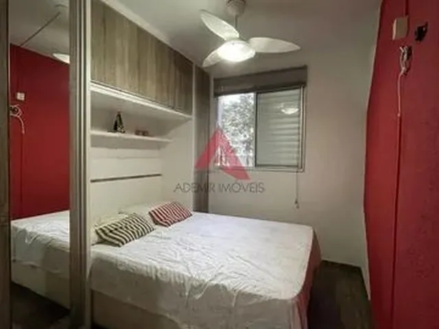 Imagem: O apartamento possui 2 Dormitórios, 1 Banheiro, 1 Vaga na