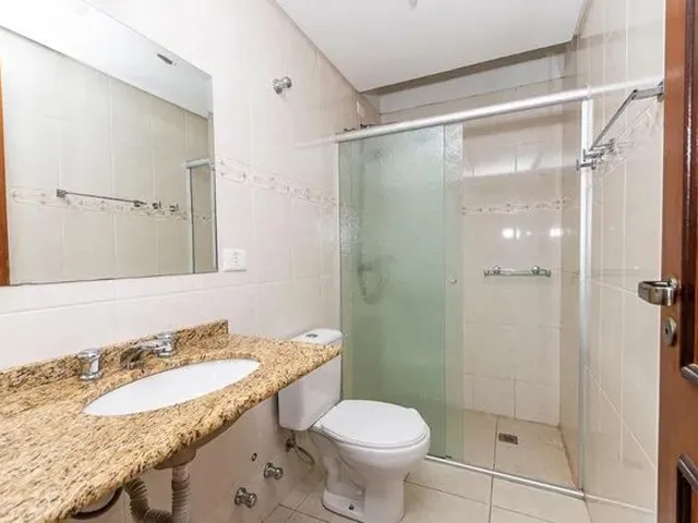 Imagem 10: Sobrado com 3 Dormitórios para Alugar, 197 M² por R$ 5.500/Mês - Mercês - Curitiba/Pr