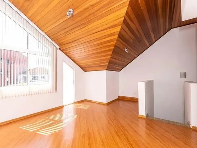 Imagem 12: Sobrado com 3 Dormitórios para Alugar, 197 M² por R$ 5.500/Mês - Mercês - Curitiba/Pr