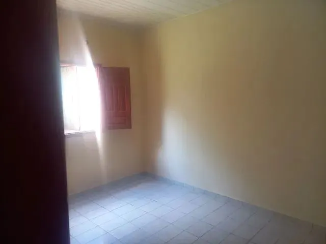 Imagem: A casa possui 3 Dormitórios, 1 Banheiro, Imóvel novo e