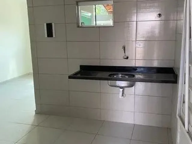 Imagem 15: Aluga-Se Casa com 3 Quartos e Garagem com Água de Poço Artesiano