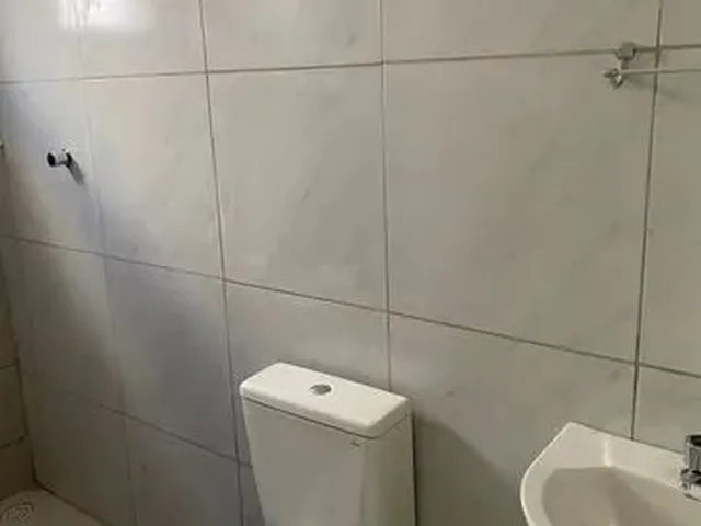 Imagem 5: Aluga-Se Casa com 3 Quartos e Garagem com Água de Poço Artesiano