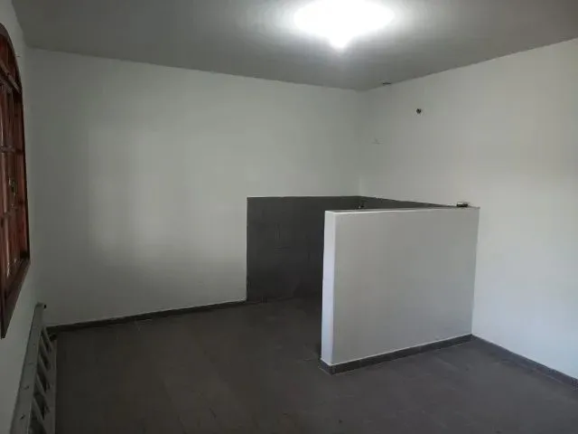 Imagem 13: Casa Térrea com Edícula, Próxima À Brf