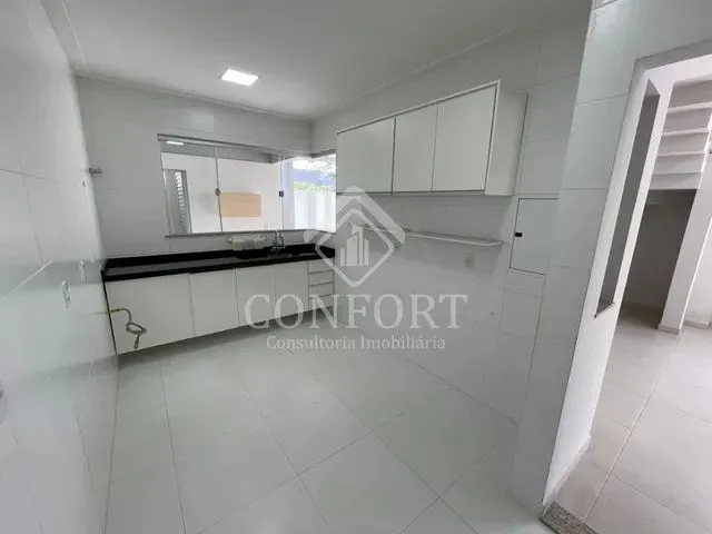 Imagem 7: Cond. Jardim I, Casa com 210M²