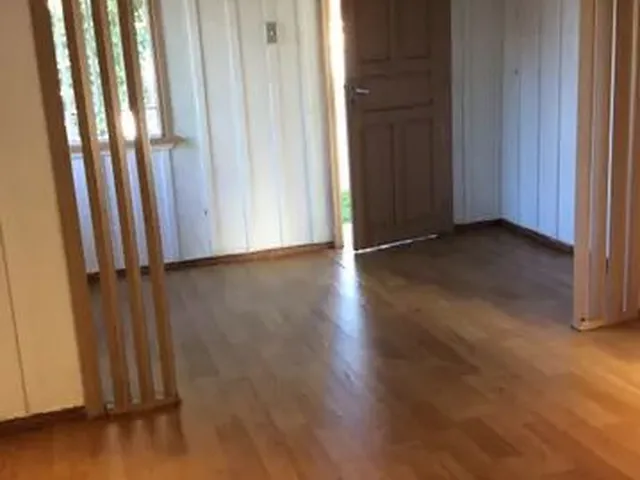 Imagem 12: Casa para Aluguel Possui 130 Metros Quadrados com 4 Quartos em Campo Comprido - Curitiba