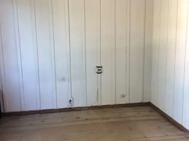 Imagem 2: Casa para Aluguel Possui 130 Metros Quadrados com 4 Quartos em Campo Comprido - Curitiba