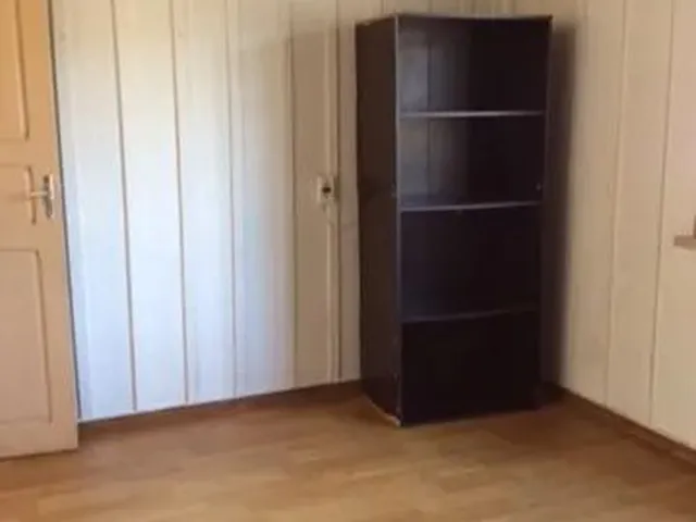 Imagem 6: Casa para Aluguel Possui 130 Metros Quadrados com 4 Quartos em Campo Comprido - Curitiba