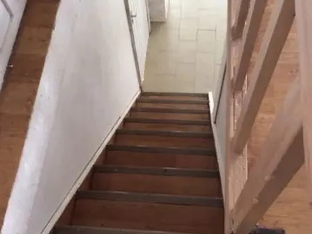 Imagem 14: Casa para Aluguel Possui 130 Metros Quadrados com 4 Quartos em Campo Comprido - Curitiba