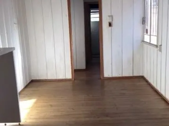 Imagem 4: Casa para Aluguel Possui 130 Metros Quadrados com 4 Quartos em Campo Comprido - Curitiba
