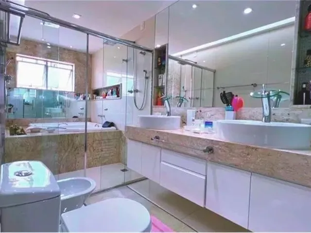 Imagem 2: Lindo Apartamento 3 Quartos (1 Suíte e 1 Suíte Master) com 3 Vagas Paralelas no Santa