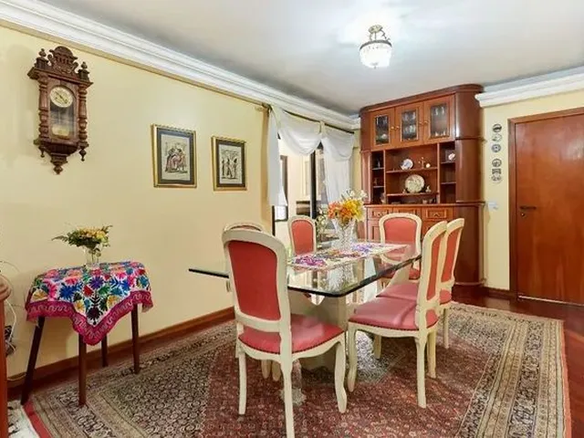 Imagem 10: Apartamento com 4 Dormitórios para Alugar, 286 M² por R$ 3.700/Mês - Batel