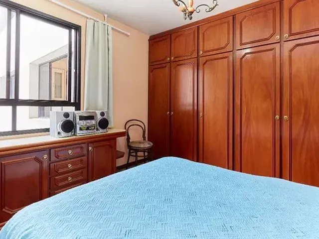 Imagem 3: Apartamento com 4 Dormitórios para Alugar, 286 M² por R$ 3.700/Mês - Batel