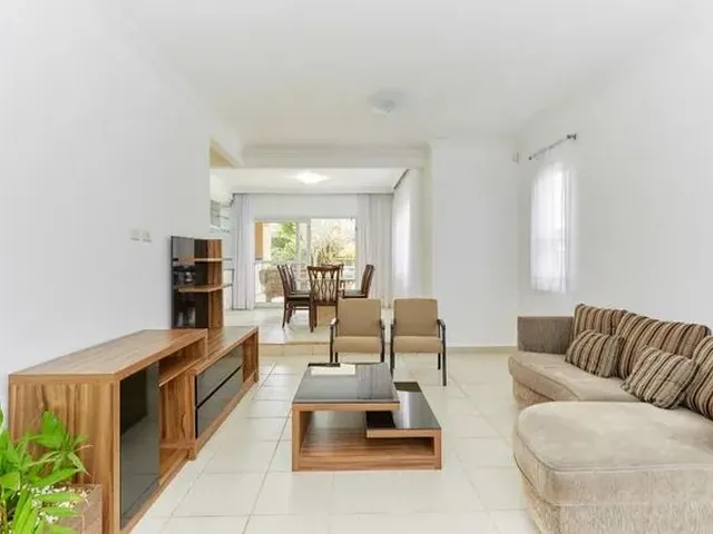 Imagem 1: Casa com 3 Dormitórios para Alugar, 360 M² por R$ 7.500/Mês - Ecoville - Curitiba/Pr
