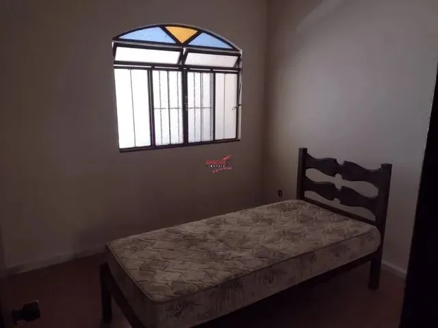 Imagem: Ponte Nova - Casa Padrão - Santo Antônio