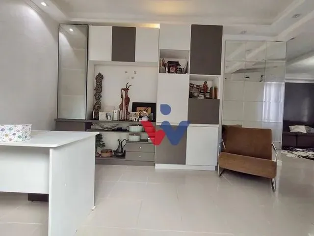 Imagem 6: Casa com 5 Dormitórios À Venda, 315 M² por R$ 1.100.000,00 - Campo Comprido