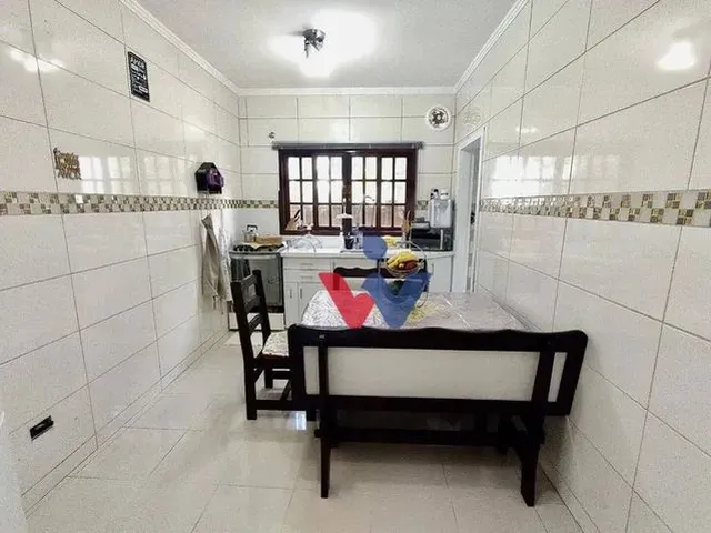 Imagem 5: Casa com 5 Dormitórios À Venda, 315 M² por R$ 1.100.000,00 - Campo Comprido