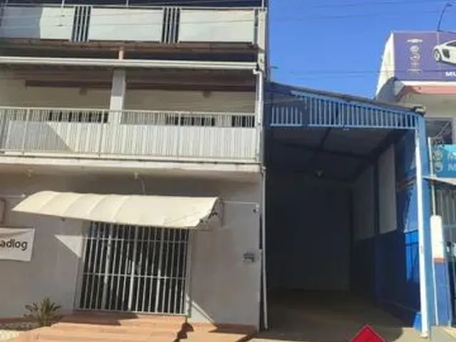 Imagem: Barracão/Galpão Enorme com Sala Comercial