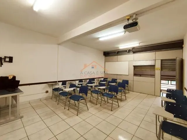 Imagem 6: Sala com Aproximadamente 30M² em Ótima Localização Próximo Ao Ponto Comercial Do