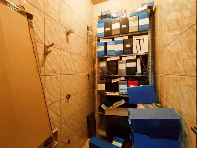 Imagem 5: Sala com Aproximadamente 30M² em Ótima Localização Próximo Ao Ponto Comercial Do