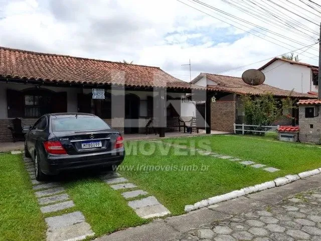 Imagem: Casa Mobiliada com 4 Quartos em Cond Fechado
